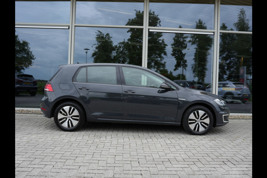 Volkswagen e-Golf E-DITION | Navigatie | Climate Control | ACC | Stoelverwarming| SOH 89%