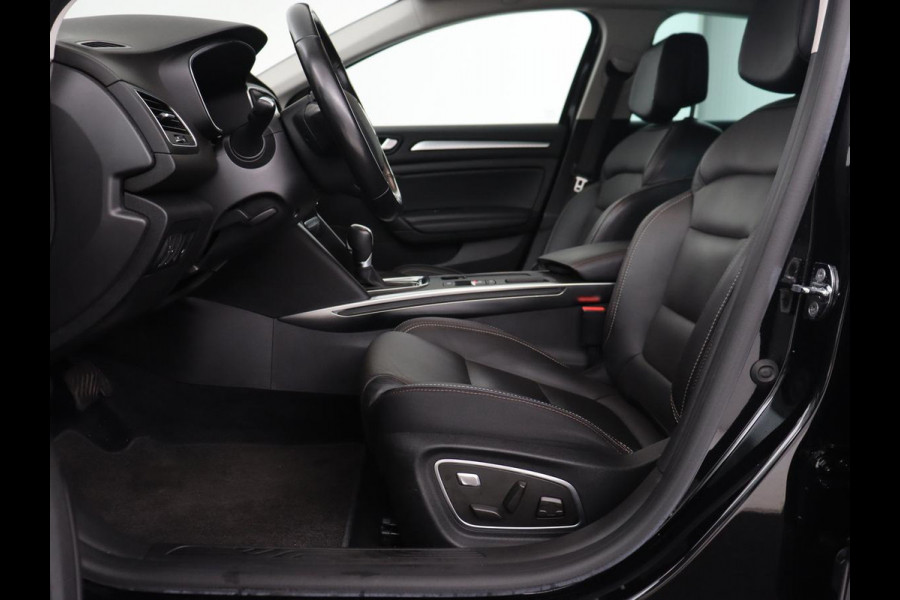 Renault Mégane 1.6 E-Tech Plug-In Hybrid 160 Business Edition One | Leder | Stoelverwarming | Trekhaak | Carplay | Stuurverwarming | Keyless | Full LED | Navigatie | Climate control | Plug In