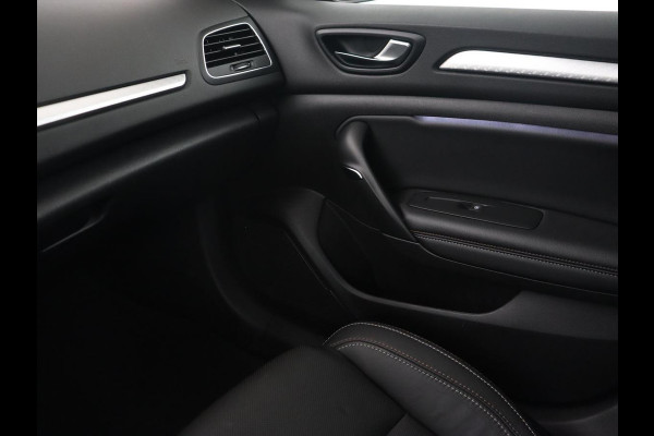 Renault Mégane 1.6 E-Tech Plug-In Hybrid 160 Business Edition One | Leder | Stoelverwarming | Trekhaak | Carplay | Stuurverwarming | Keyless | Full LED | Navigatie | Climate control | Plug In
