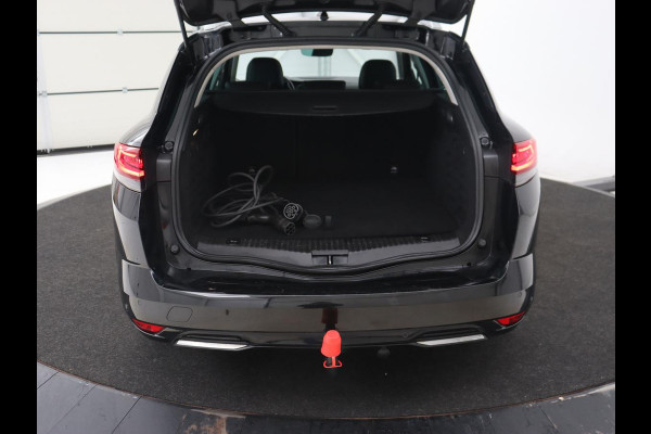 Renault Mégane 1.6 E-Tech Plug-In Hybrid 160 Business Edition One | Leder | Stoelverwarming | Trekhaak | Carplay | Stuurverwarming | Keyless | Full LED | Navigatie | Climate control | Plug In