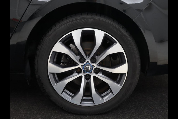 Renault Mégane 1.6 E-Tech Plug-In Hybrid 160 Business Edition One | Leder | Stoelverwarming | Trekhaak | Carplay | Stuurverwarming | Keyless | Full LED | Navigatie | Climate control | Plug In