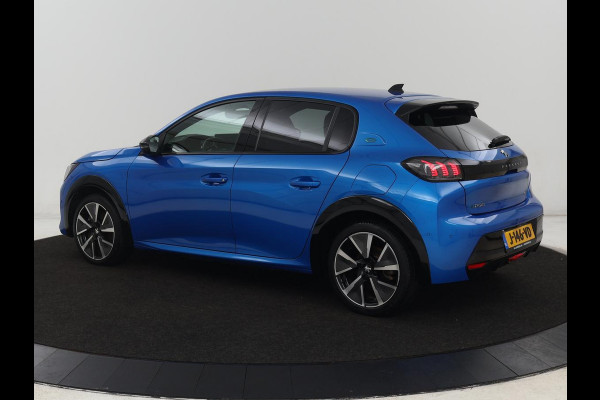 Peugeot e-208 EV GT 350 50 kWh | Stoelverwarming | Adaptive cruise | Camera | Leder-Alcantara | Keyless | Navigatie | Full LED | DAB | Climate control | Dodehoek detectie | Parkeerhulp