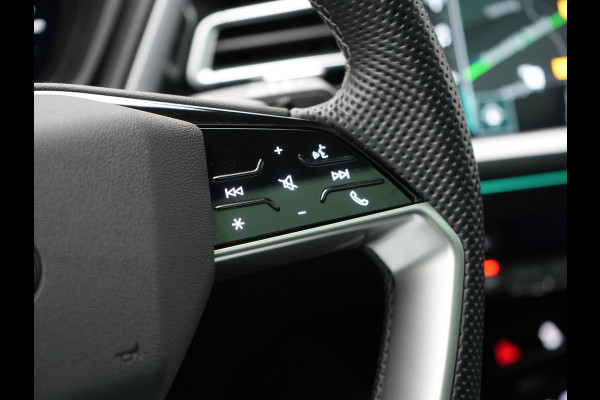 Audi Q4 e-tron 50 quattro S edition 77 kWh 299pk | Trekhaak Af Fabriek | Panodak | Adaptive Cruise | Head Up | Sonos Audio | Camera | Lederen Sportstoelen Memory & Verwarmd | Virtual | Navigatie | Keyless | 21"L.M |