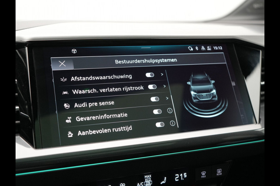 Audi Q4 e-tron 50 quattro S edition 77 kWh 299pk | Trekhaak Af Fabriek | Panodak | Adaptive Cruise | Head Up | Sonos Audio | Camera | Lederen Sportstoelen Memory & Verwarmd | Virtual | Navigatie | Keyless | 21"L.M |