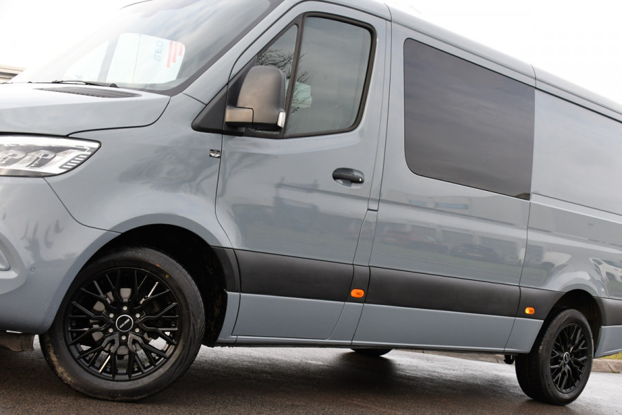 Mercedes-Benz Sprinter 317 1.9 CDI L2H1 DC RWD AMG Edition Camera, Cruise, Carplay, 170pk, Automaat, LED, Stoelverwarming, NAVI, Multimedia, Uniek! Dubbel Cabine