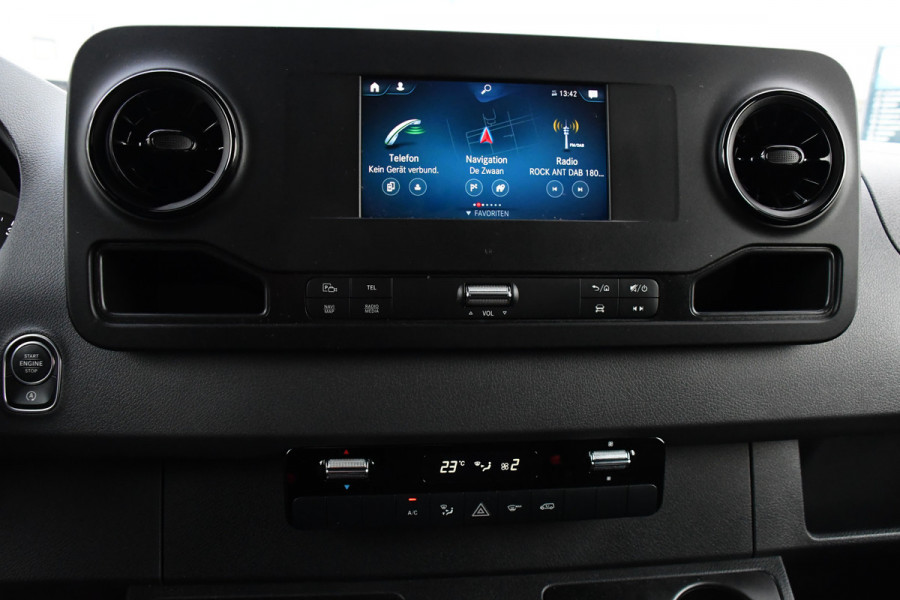 Mercedes-Benz Sprinter 317 1.9 CDI L2H1 DC RWD AMG Edition Camera, Cruise, Carplay, 170pk, Automaat, LED, Stoelverwarming, NAVI, Multimedia, Uniek! Dubbel Cabine