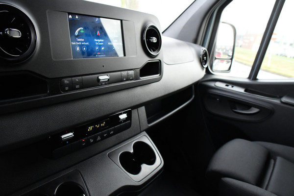 Mercedes-Benz Sprinter 317 1.9 CDI L2H1 DC RWD AMG Edition Camera, Cruise, Carplay, 170pk, Automaat, LED, Stoelverwarming, NAVI, Multimedia, Uniek! Dubbel Cabine