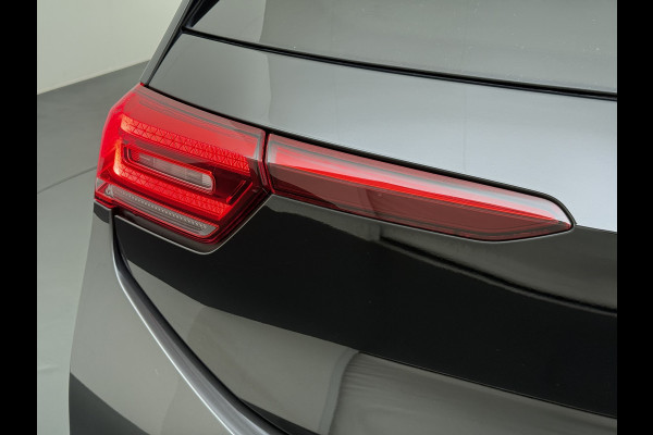 Volkswagen ID.3 First Plus 58kWh SOH 92% Navi-Pro Adap.Cruise Camera Ecc Apple Carplay Android Auto Stoel+Stuur verwarming Lmv 19" Stoelverwarming Matrix led Privacy Glas Keyless Rijstrooksensor 1e Eigenaar Origineel Nederlandse Auto