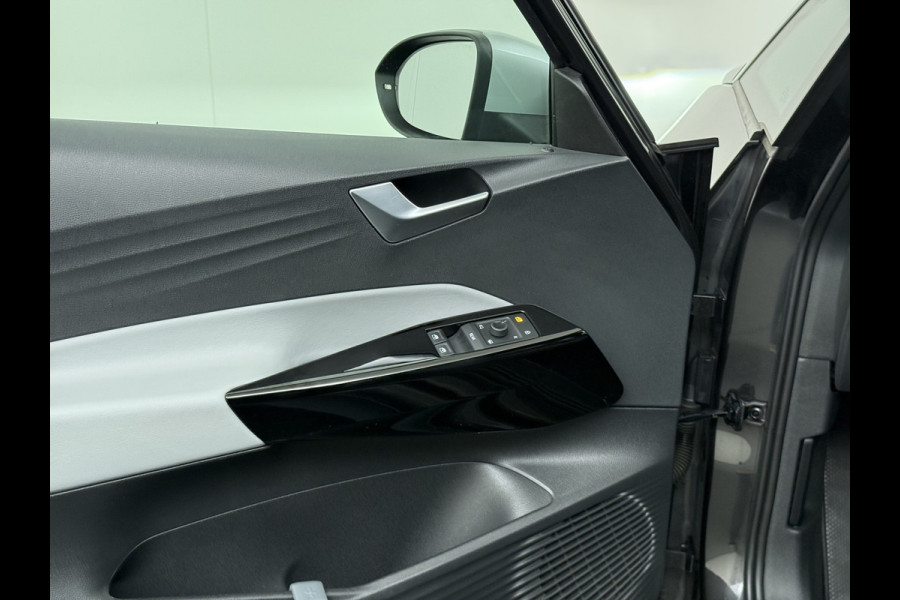 Volkswagen ID.3 First Plus 58kWh SOH 92% Navi-Pro Adap.Cruise Camera Ecc Apple Carplay Android Auto Stoel+Stuur verwarming Lmv 19" Stoelverwarming Matrix led Privacy Glas Keyless Rijstrooksensor 1e Eigenaar Origineel Nederlandse Auto