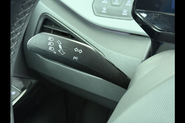 Volkswagen ID.3 First Plus 58kWh SOH 92% Navi-Pro Adap.Cruise Camera Ecc Apple Carplay Android Auto Stoel+Stuur verwarming Lmv 19" Stoelverwarming Matrix led Privacy Glas Keyless Rijstrooksensor 1e Eigenaar Origineel Nederlandse Auto