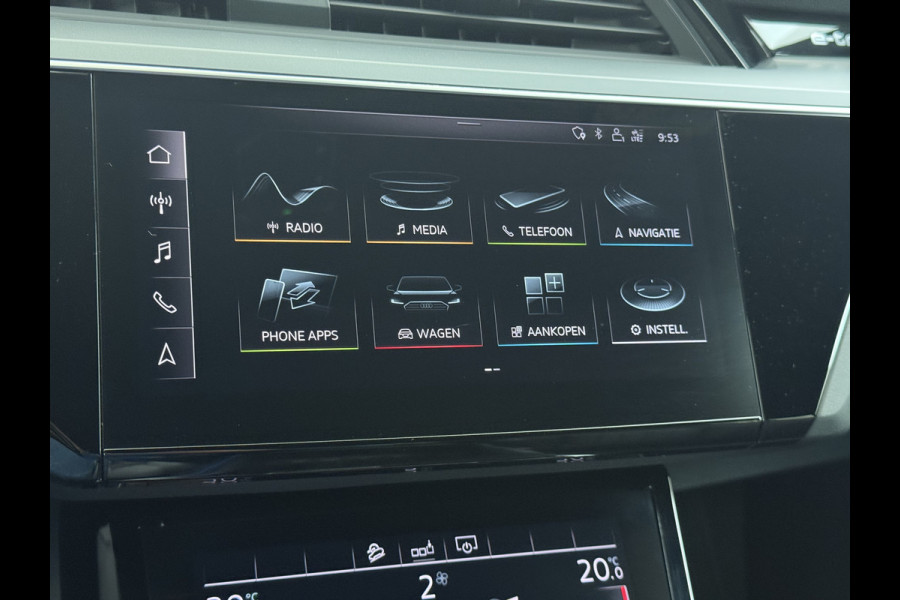 Audi e-tron 55 Quattro Advanced 95kWh SOH 92% Trekhaak Leder+Memory Apple Carplay Android Auto Navi Ecc Stoelverwarming Cruise Control Pdc Lmv 21" Elek.Stoelen Elek.Achterklep Led Contourstoelen Comfortsleutel Keyless Origineel Nederlandse Auto Nieuwprijs  €97.748,-