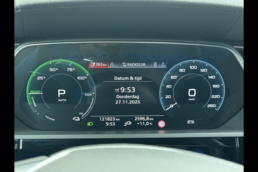 Audi e-tron 55 Quattro Advanced 95kWh SOH 92% Trekhaak Leder+Memory Apple Carplay Android Auto Navi Ecc Stoelverwarming Cruise Control Pdc Lmv 21" Elek.Stoelen Elek.Achterklep Led Contourstoelen Comfortsleutel Keyless Origineel Nederlandse Auto Nieuwprijs  €97.748,-