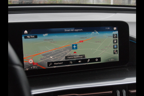 Mercedes-Benz EQC 400 4MATIC Business Solution 80 kWh | Camera | Apple Carplay | Cruise Control | Sfeerverlichting |