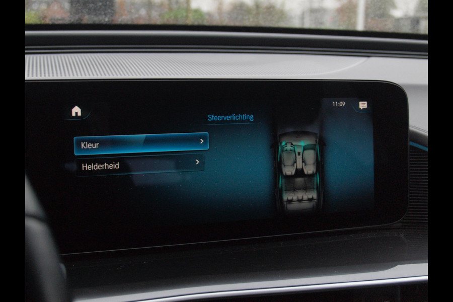 Mercedes-Benz EQC 400 4MATIC Business Solution 80 kWh | Camera | Apple Carplay | Cruise Control | Sfeerverlichting |