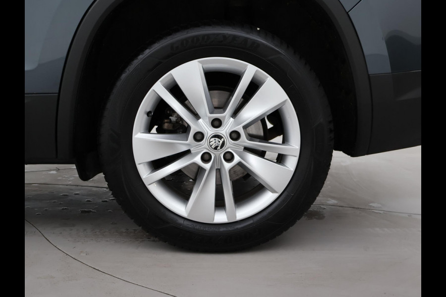 Škoda Kodiaq 1.5 TSI 150 PK DSG 7-PERSOONS + TREKHAAK | APPLE CARPLAY | STUUR / STOELVERWARMING