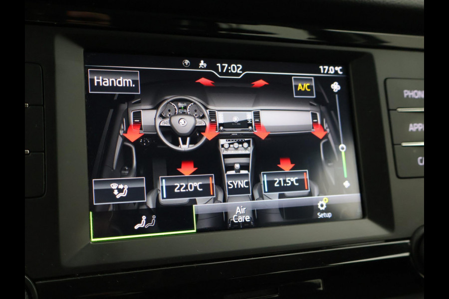 Škoda Kodiaq 1.5 TSI 150 PK DSG 7-PERSOONS + TREKHAAK | APPLE CARPLAY | STUUR / STOELVERWARMING