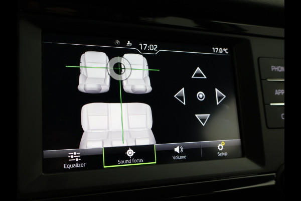 Škoda Kodiaq 1.5 TSI 150 PK DSG 7-PERSOONS + TREKHAAK | APPLE CARPLAY | STUUR / STOELVERWARMING