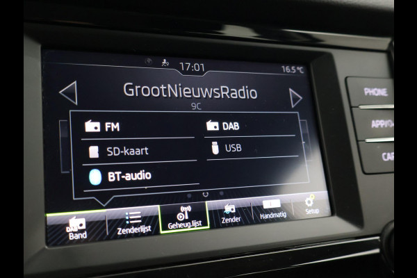 Škoda Kodiaq 1.5 TSI 150 PK DSG 7-PERSOONS + TREKHAAK | APPLE CARPLAY | STUUR / STOELVERWARMING