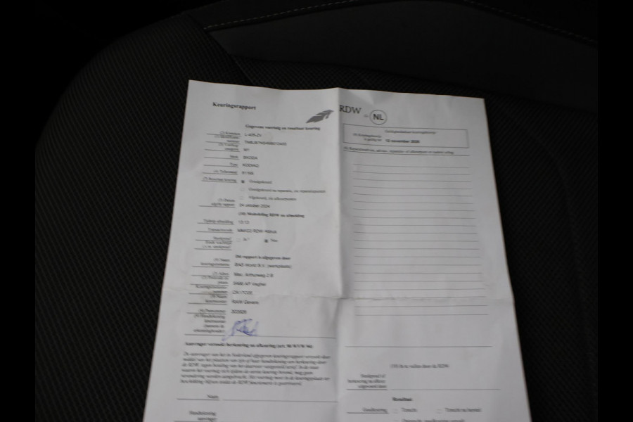 Škoda Kodiaq 1.5 TSI 150 PK DSG 7-PERSOONS + TREKHAAK | APPLE CARPLAY | STUUR / STOELVERWARMING