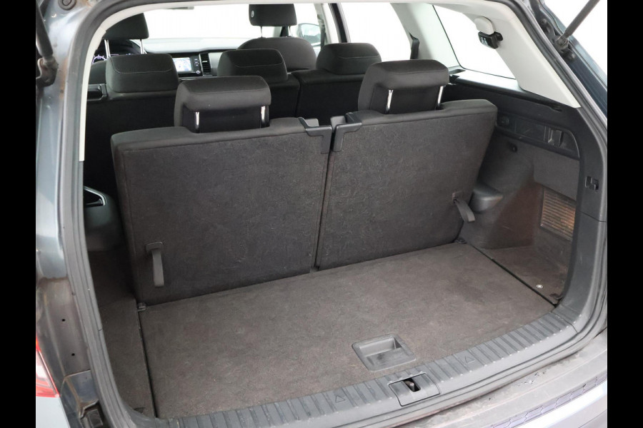 Škoda Kodiaq 1.5 TSI 150 PK DSG 7-PERSOONS + TREKHAAK | APPLE CARPLAY | STUUR / STOELVERWARMING