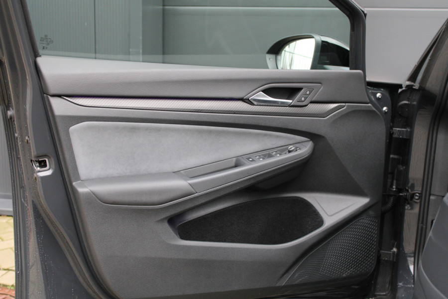 Volkswagen Golf 1.5 eTSI R-Line Business | CAMERA | SFEER | ACC | 18 INCH | CARPLAY |