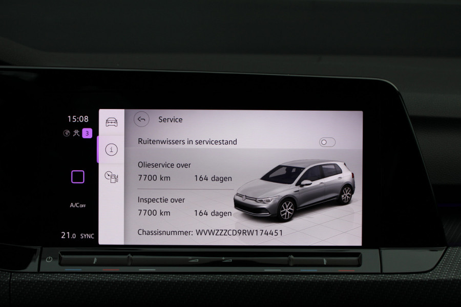 Volkswagen Golf 1.5 eTSI R-Line Business | CAMERA | SFEER | ACC | 18 INCH | CARPLAY |