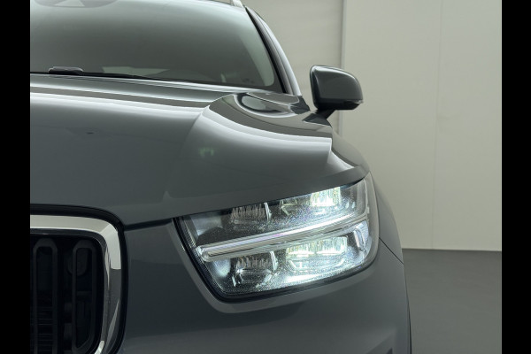 Volvo XC40 1.5 T3 164PK Automaat Trekhaak Navi Ecc Apple Carplay Android Auto Cruise Control Business Pro Elek. Achterklep Lane Assist Road Sign Info DAB Led City-Safety 1.600KG Trekgewicht