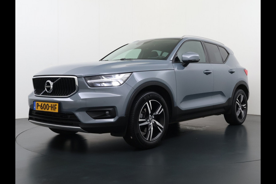 Volvo XC40 1.5 T3 164PK Automaat Trekhaak Navi Ecc Apple Carplay Android Auto Cruise Control Business Pro Elek. Achterklep Lane Assist Road Sign Info DAB Led City-Safety 1.600KG Trekgewicht