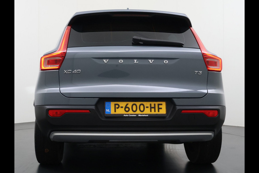Volvo XC40 1.5 T3 164PK Automaat Trekhaak Navi Ecc Apple Carplay Android Auto Cruise Control Business Pro Elek. Achterklep Lane Assist Road Sign Info DAB Led City-Safety 1.600KG Trekgewicht