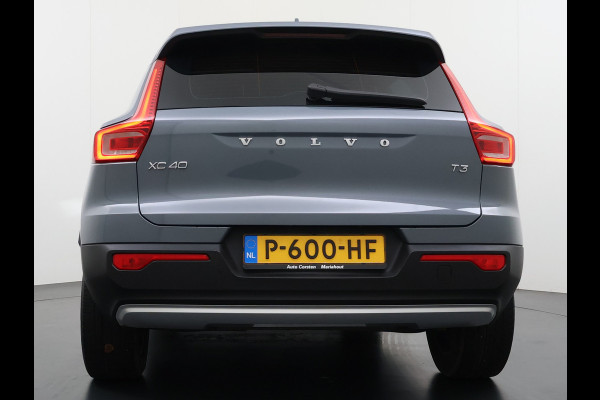 Volvo XC40 1.5 T3 164PK Automaat Trekhaak Navi Ecc Apple Carplay Android Auto Cruise Control Business Pro Elek. Achterklep Lane Assist Road Sign Info DAB Led City-Safety 1.600KG Trekgewicht