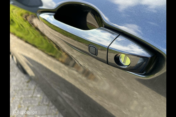 Mitsubishi Outlander 2.4 PHEV First Edition