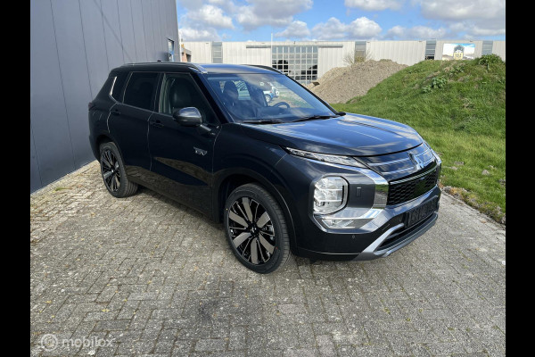 Mitsubishi Outlander 2.4 PHEV First Edition
