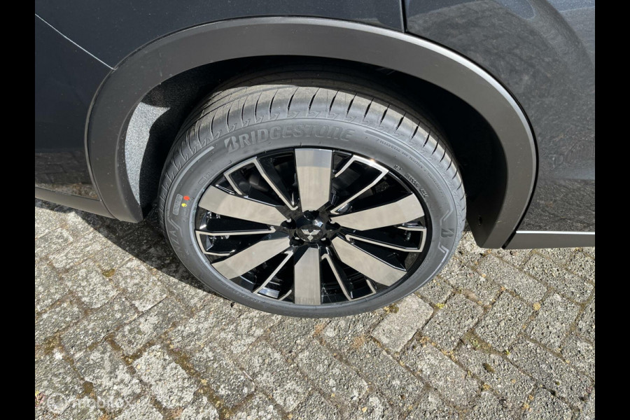 Mitsubishi Outlander 2.4 PHEV First Edition