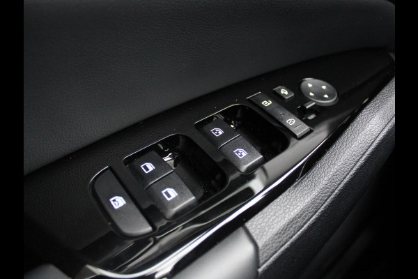Kia Sportage 1.6 T-GDi Hybrid DynamicPlusLine | ELEKTRISCH SCHUIFDAK | TREKHAAK | DEALER ONDERHOUDEN |