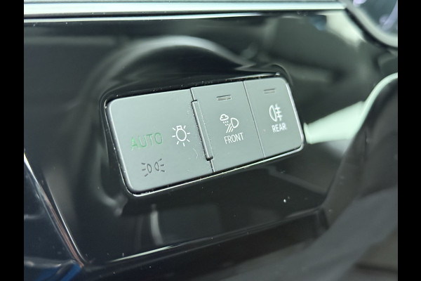 Audi e-tron 55 Quattro Edition 95kWh SOH 93% Leder Trekhaak Navi Ecc Cruise Control Pdc Elek.Achterklep Stoelverwarming Lmv 20" Led DAB 1e Eigenaar Origineel Nederlandse Auto