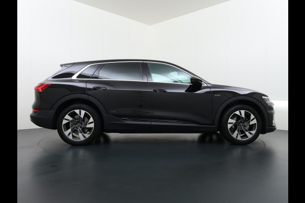 Audi e-tron 55 Quattro Edition 95kWh SOH 93% Leder Trekhaak Navi Ecc Cruise Control Pdc Elek.Achterklep Stoelverwarming Lmv 20" Led DAB 1e Eigenaar Origineel Nederlandse Auto