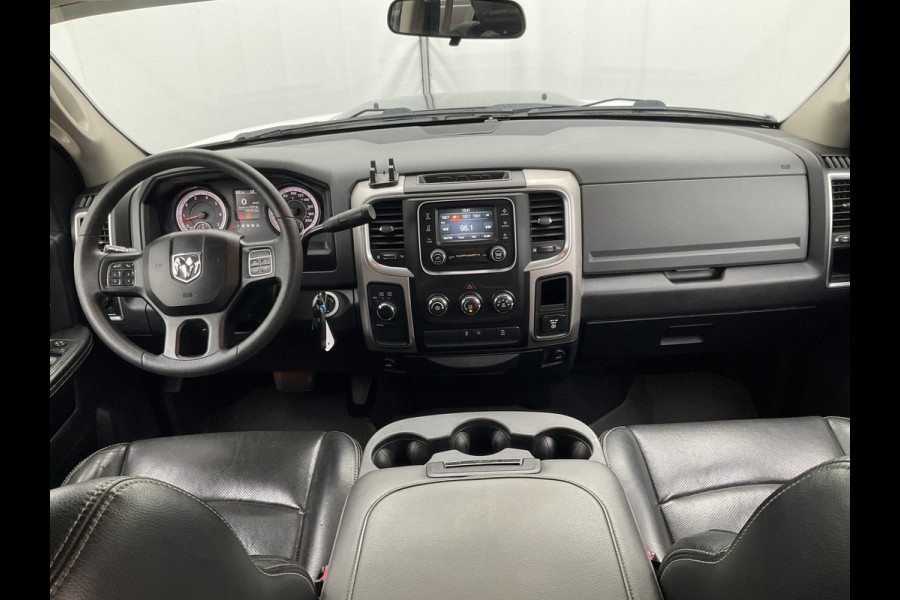 Dodge Ram 1500 5-Pers 5.7 V8 4x4 Crew Cab Leer Bodykit Rebel Camera Trekhaak