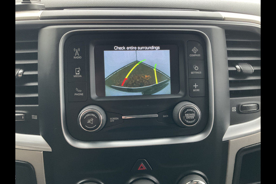 Dodge Ram 1500 5-Pers 5.7 V8 4x4 Crew Cab Leer Bodykit Rebel Camera Trekhaak