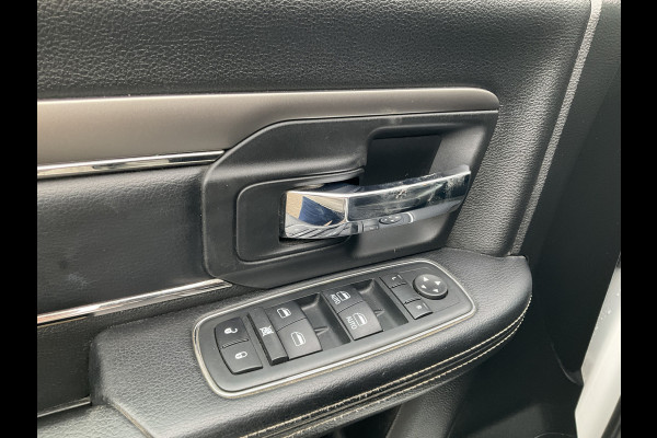 Dodge Ram 1500 5-Pers 5.7 V8 4x4 Crew Cab Leer Bodykit Rebel Camera Trekhaak