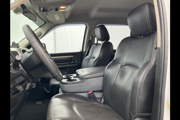 Dodge Ram 1500 5-Pers 5.7 V8 4x4 Crew Cab Leer Bodykit Rebel Camera Trekhaak