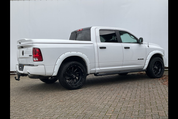 Dodge Ram 1500 5-Pers 5.7 V8 4x4 Crew Cab Leer Bodykit Rebel Camera Trekhaak