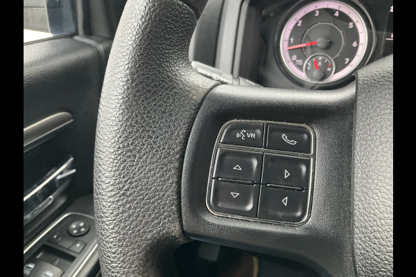 Dodge Ram 1500 5-Pers 5.7 V8 4x4 Crew Cab Leer Bodykit Rebel Camera Trekhaak