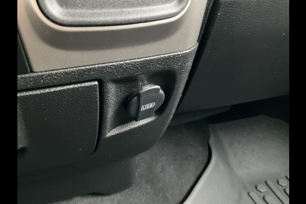 Dodge Ram 1500 5-Pers 5.7 V8 4x4 Crew Cab Leer Bodykit Rebel Camera Trekhaak