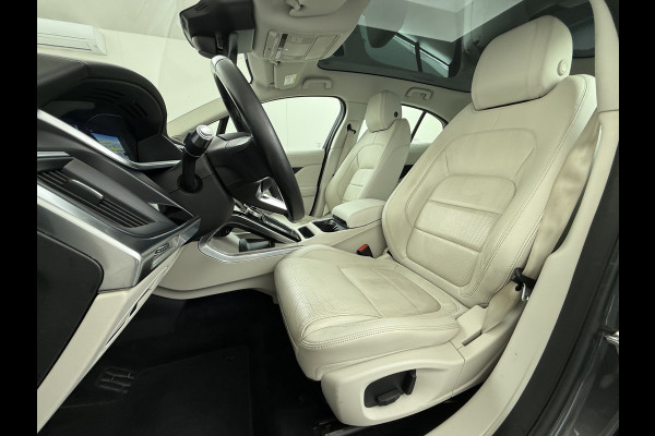 Jaguar I-PACE EV400 S AWD 90kWh Leder+Memory Panoramadak Camera Meridian®-Audio Stoelverwarming Navi Ecc Apple Carplay Android Auto Cruise Con Elek.Voorstoelen Voorruitverwarming DAB+ Led Verkeersbord detectie Rijstrooksensor Wifi Origineel Nederlandse Auto