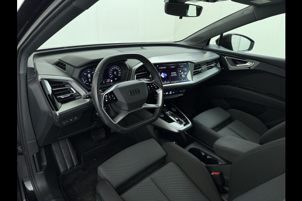 Audi Q4 e-tron 40 Advanced Edition 77kWh SOH 94% Adap.Cruise Trekhaak Navi-Plus Apple Carplay Android Auto Ecc Pdc Matrix Led Sportstoelen DAB Stoelverwarming Led Lmv 19" Elek.Achterklep Led-a-licht dynamisch 1e Eigenaar Origineel Nederlandse Auto 1.000kg Trekgewicht