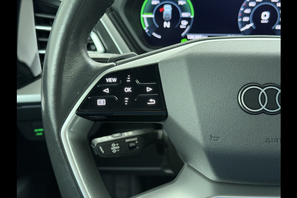 Audi Q4 e-tron 40 Advanced Edition 77kWh SOH 94% Adap.Cruise Trekhaak Navi-Plus Apple Carplay Android Auto Ecc Pdc Matrix Led Sportstoelen DAB Stoelverwarming Led Lmv 19" Elek.Achterklep Led-a-licht dynamisch 1e Eigenaar Origineel Nederlandse Auto 1.000kg Trekgewicht