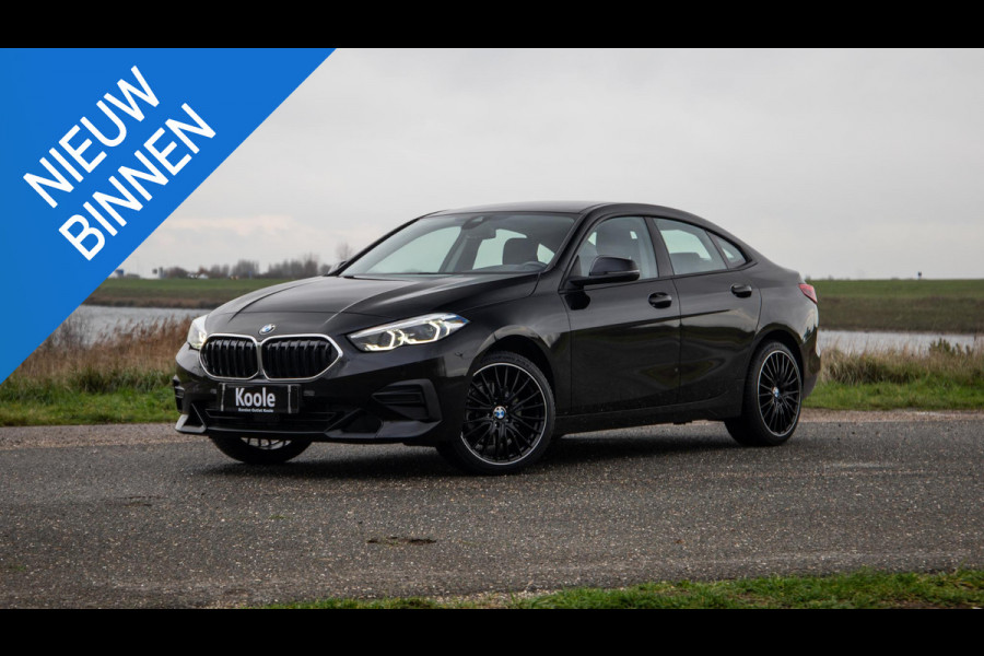 BMW 2 Serie Gran Coupé 218i Introduction Edition NAVI / CARPLAY / LED / AUTOMAAT / N.A.P