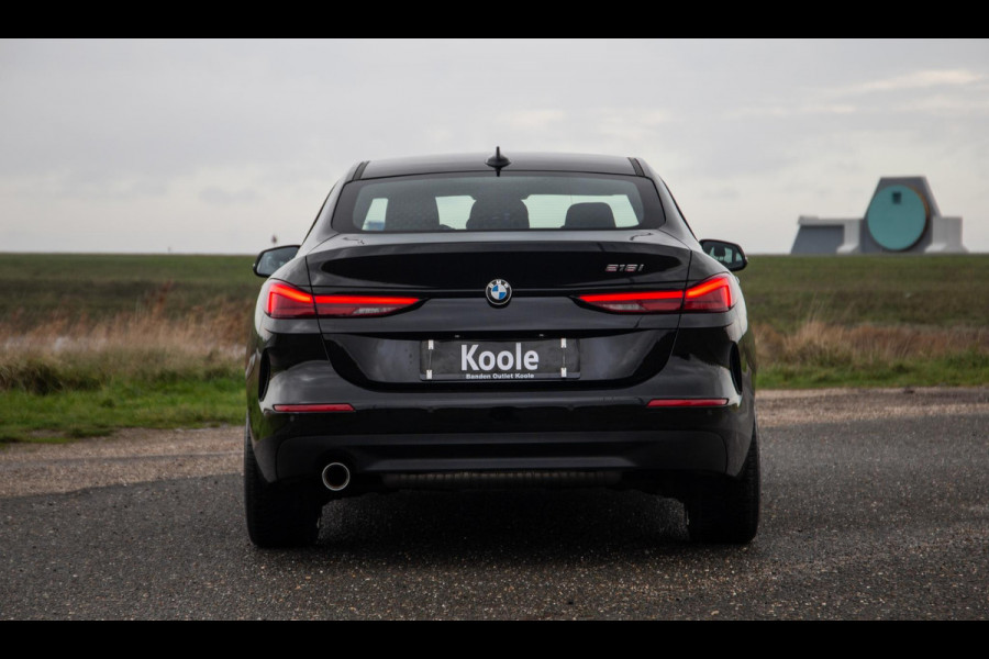 BMW 2 Serie Gran Coupé 218i Introduction Edition NAVI / CARPLAY / LED / AUTOMAAT / N.A.P