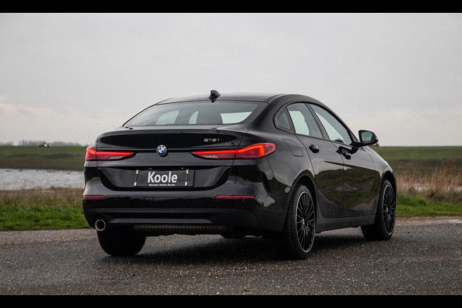 BMW 2 Serie Gran Coupé 218i Introduction Edition NAVI / CARPLAY / LED / AUTOMAAT / N.A.P