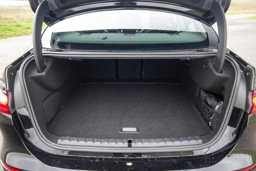 BMW 2 Serie Gran Coupé 218i Introduction Edition NAVI / CARPLAY / LED / AUTOMAAT / N.A.P